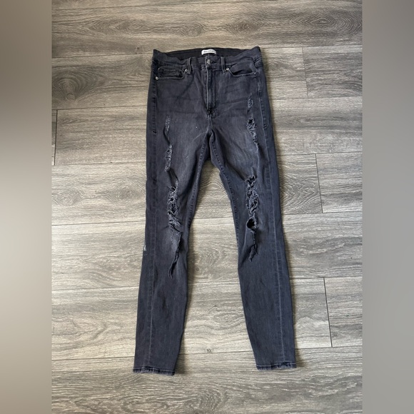 Good American Distressed Black Skinny Jeans - Picture 1 of 7